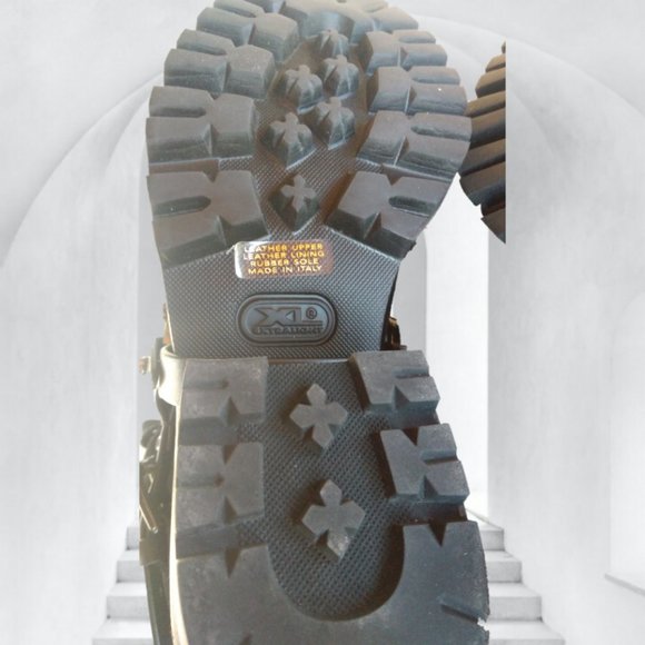 STEVEN by STEVE MADDEN 7 BLACK LEATHER BOOTS HARNESS STRAPS goth witch womens - Picture 13 of 16